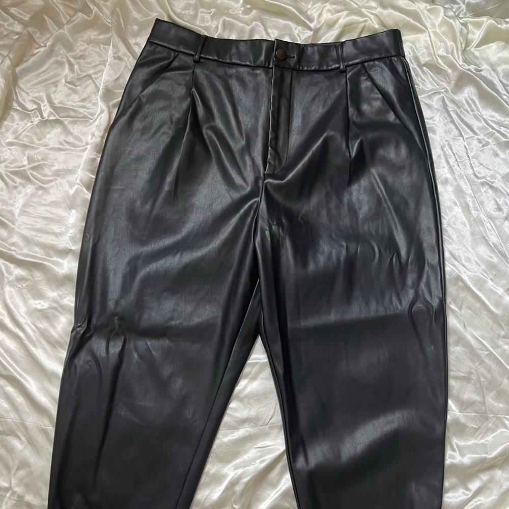 ZARA FAUX LEATHER BALLOON PANTS
